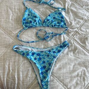 SHEIN Blue Floral Bikini
